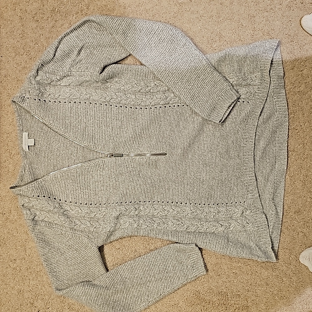 Gray sweater